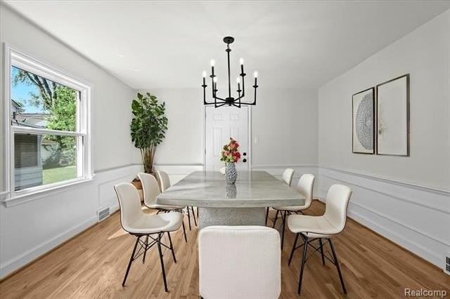 17421 Quincy St - Photo 6 of 21