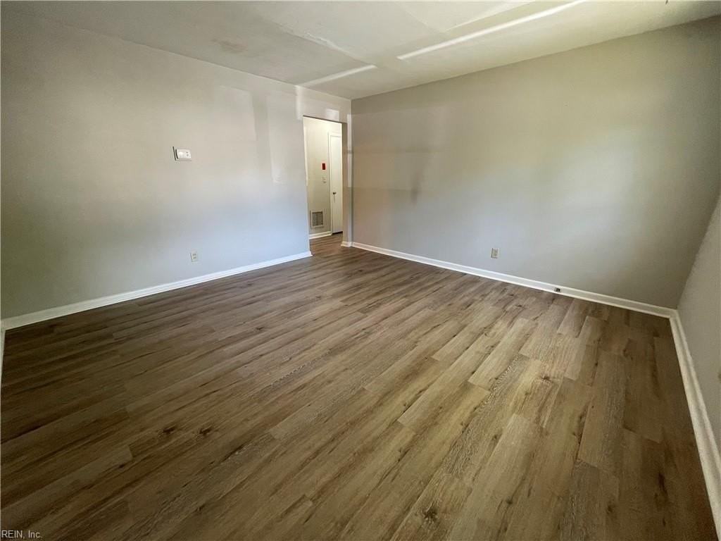 327 West Ln #B - Photo 3 of 14