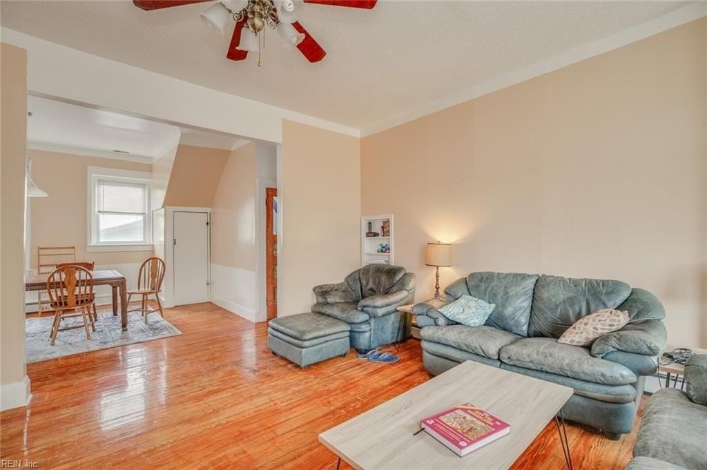 3901 Newport Ave #2D - Photo 6 of 18