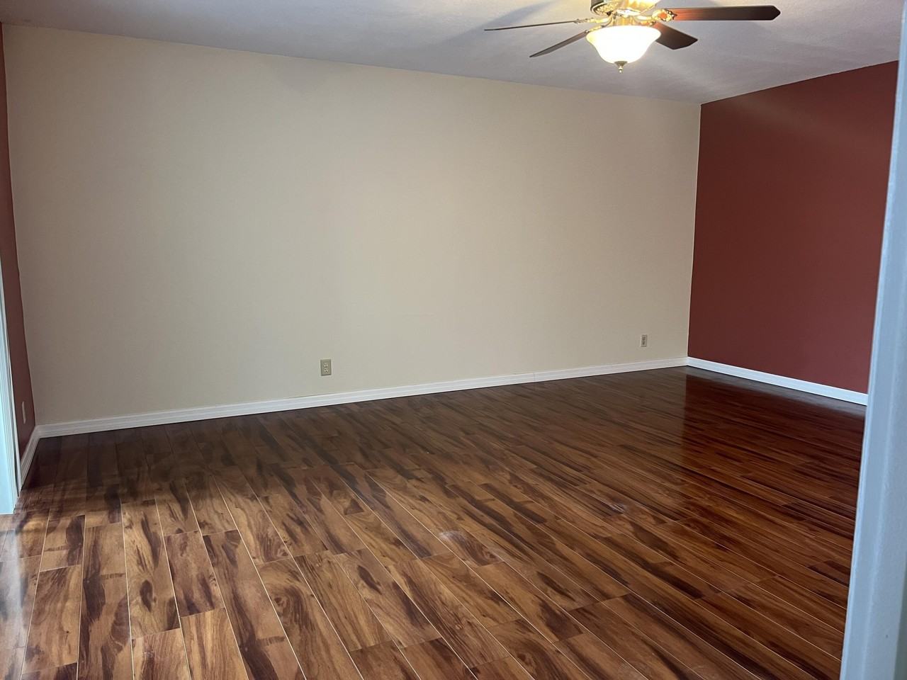 409 Golden River Dr - Photo 6 of 26