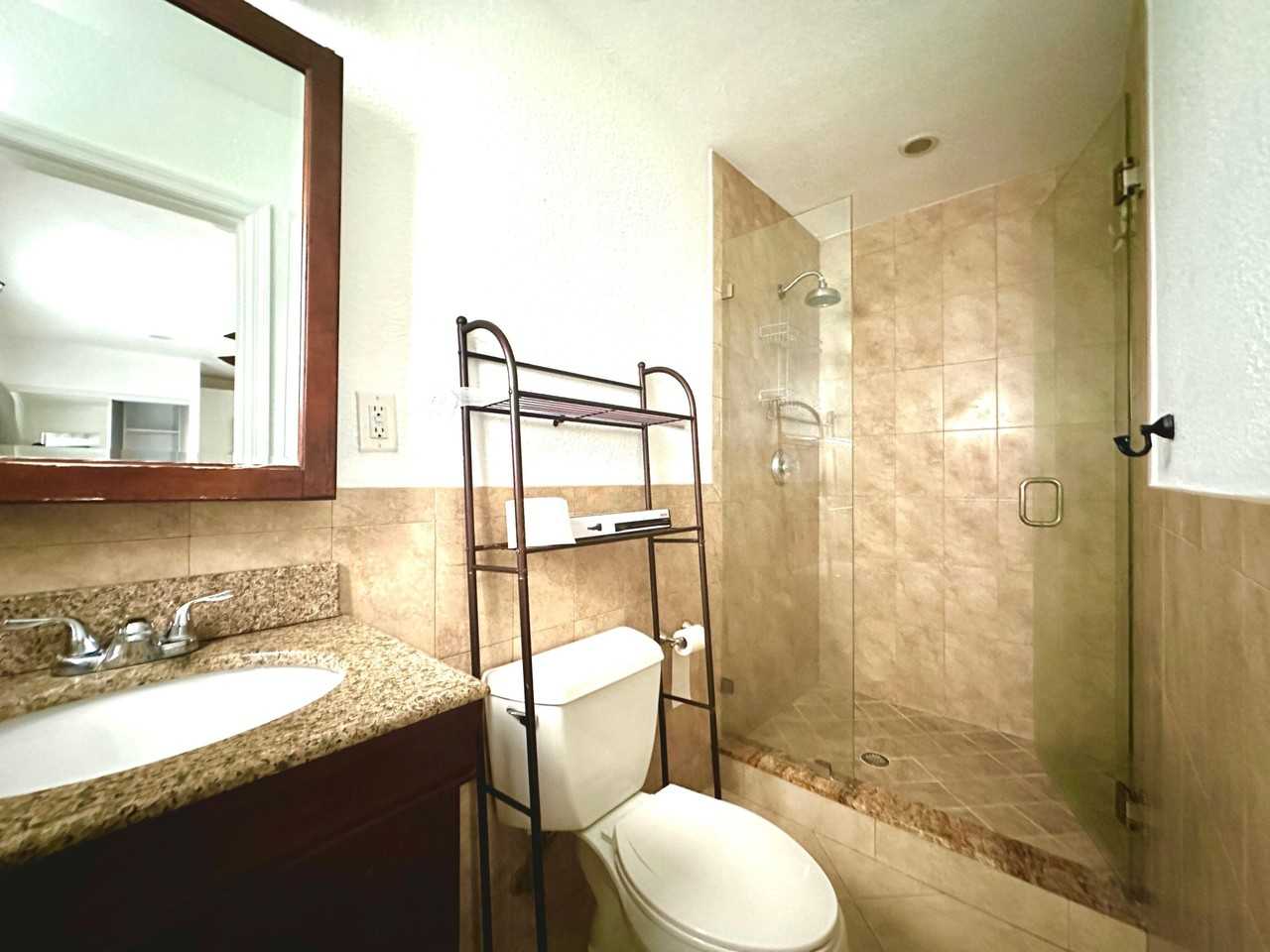 361 Ne 55th St #2 - Photo 7 of 7