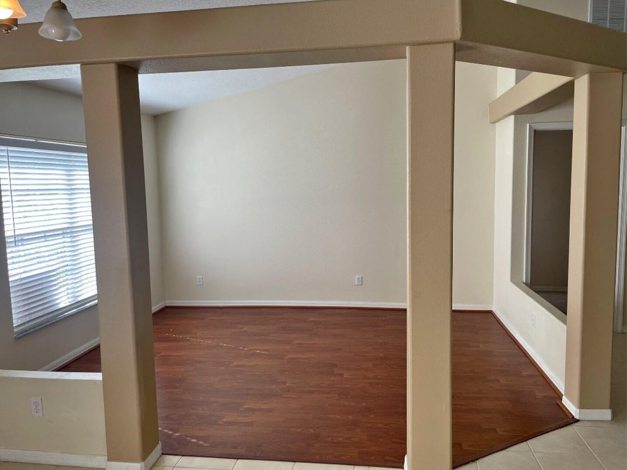 1625 Sw Levato Ave - Photo 2 of 15