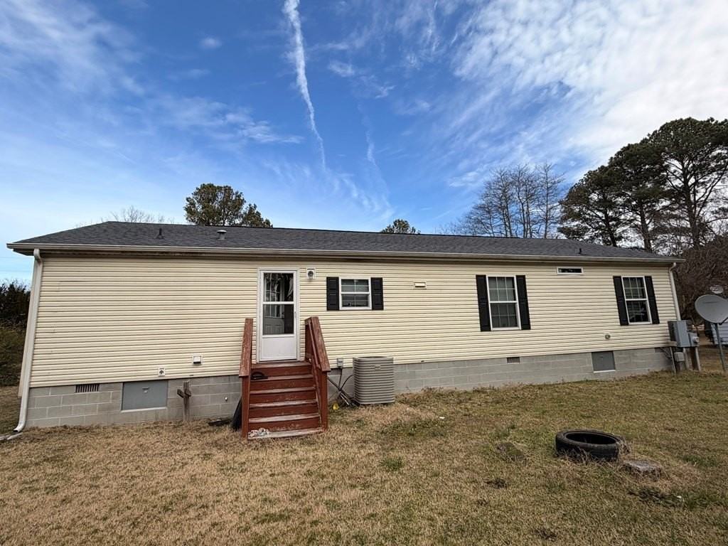 7102 Martins Siding Ln - Photo 2 of 16