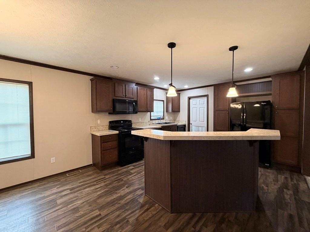 7102 Martins Siding Ln - Photo 5 of 16