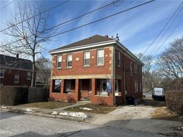 featured image of 6 Russell Ave