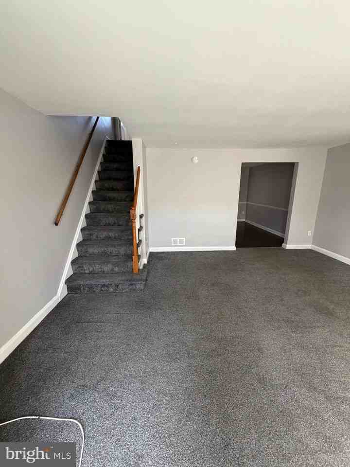 1922 Frames Rd - Photo 4 of 28