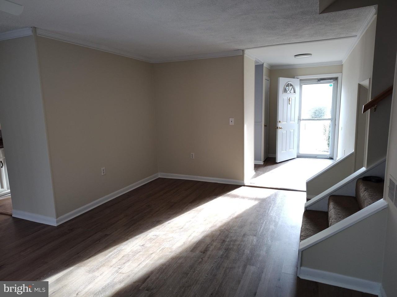 29496 Corbin Pkwy - Photo 3 of 35