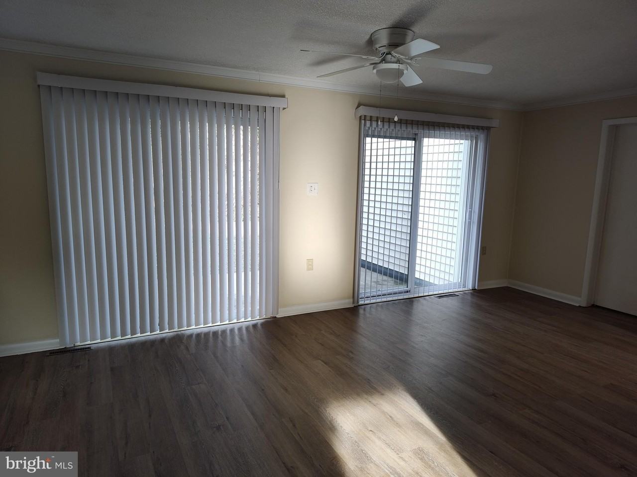 29496 Corbin Pkwy - Photo 6 of 35