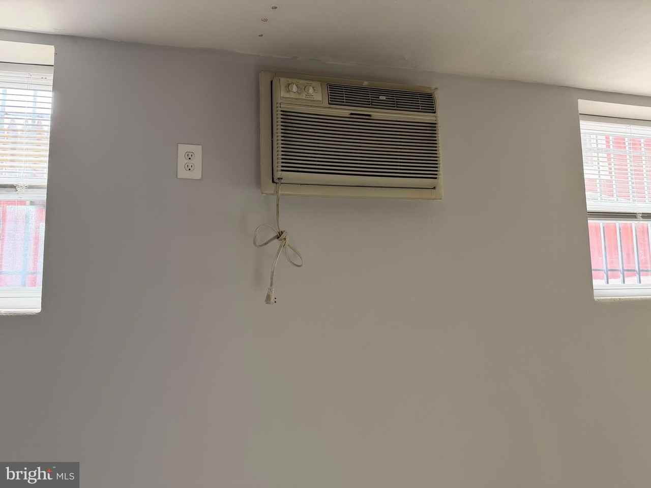 5711 Erdrick St Apt 3 #3 - Photo 5 of 18