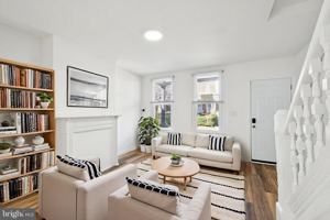 featured image of 4447 N 19th St