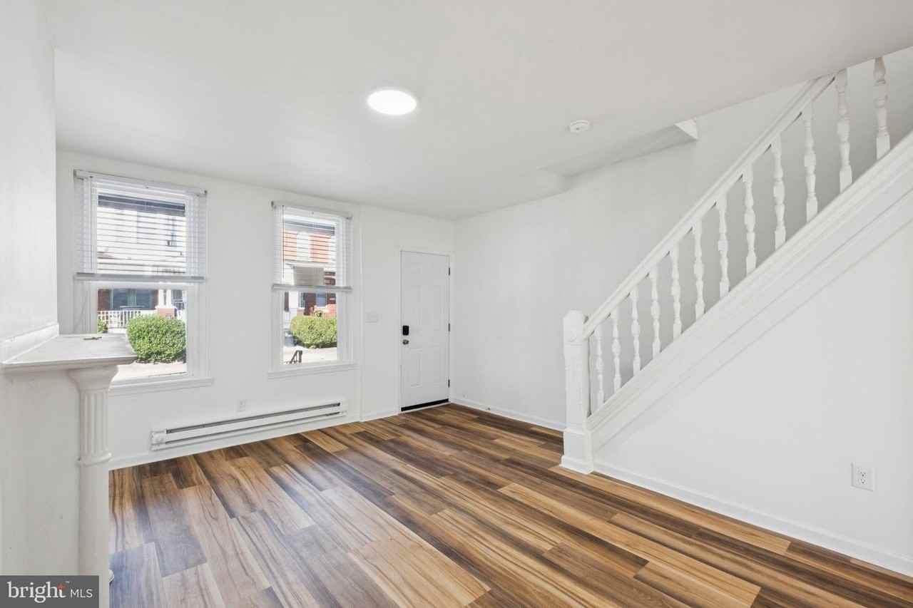 4447 N 19th St - Photo 3 of 25