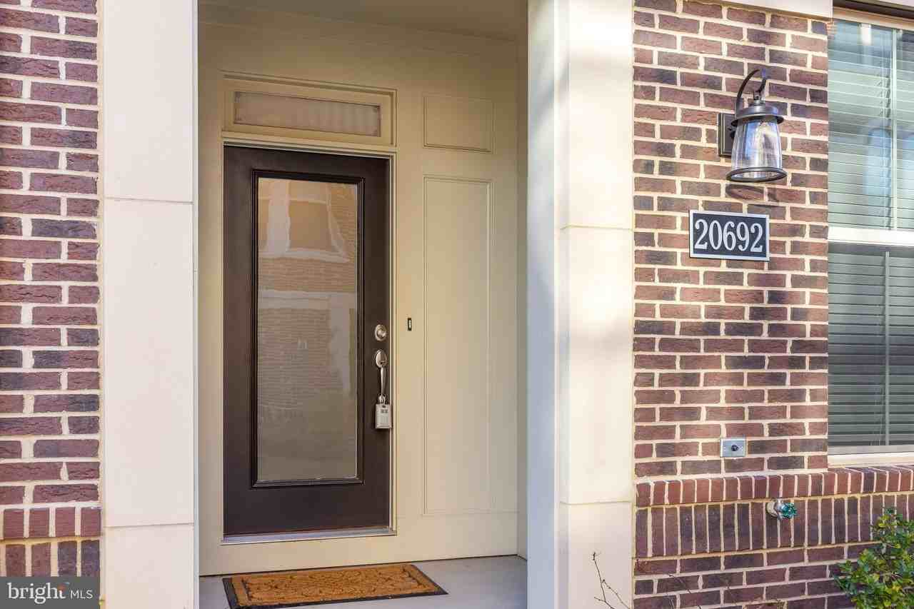 20692 Glenmont Ter - Photo 2 of 12