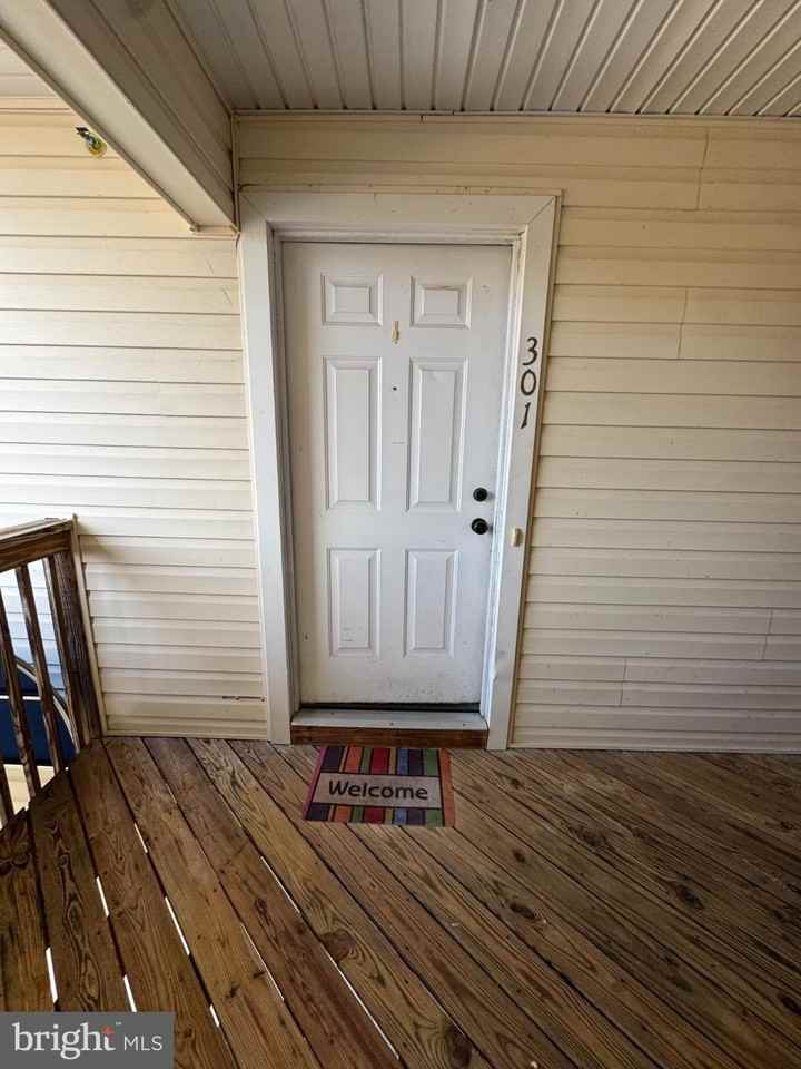 61 Fern Oak Cir Apt 301 #301 - Photo 5 of 23