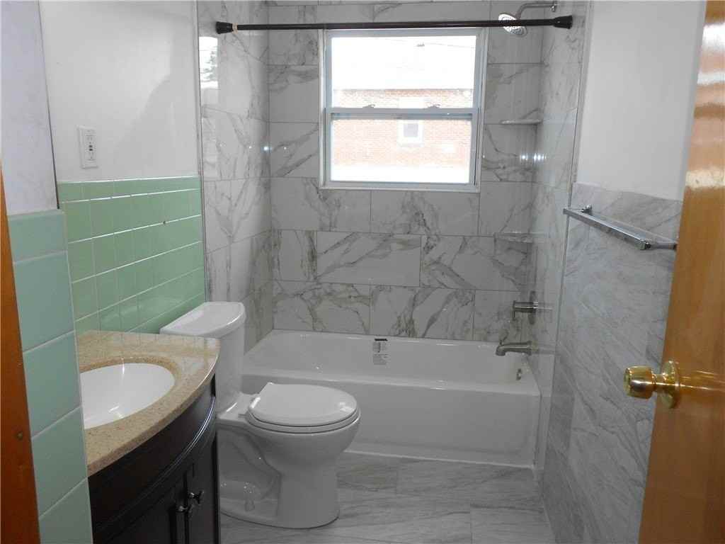 790 Glenn St - Photo 6 of 28