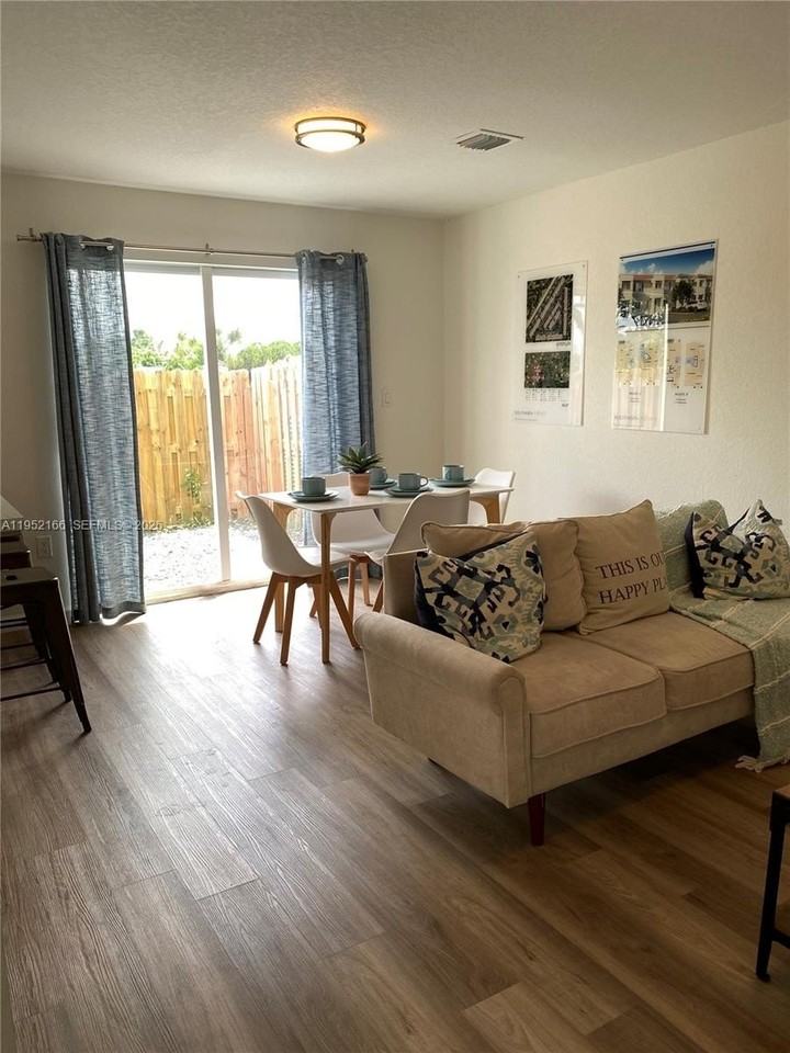 82 Sw 3rd Ct - Photo 6 of 24