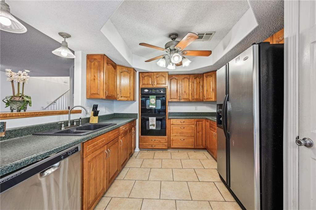 114 Marina Dr - Photo 5 of 18