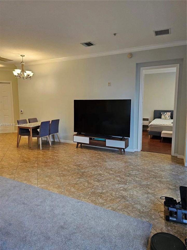 2955 Nw 126th Ave #422-5 - Photo 7 of 8