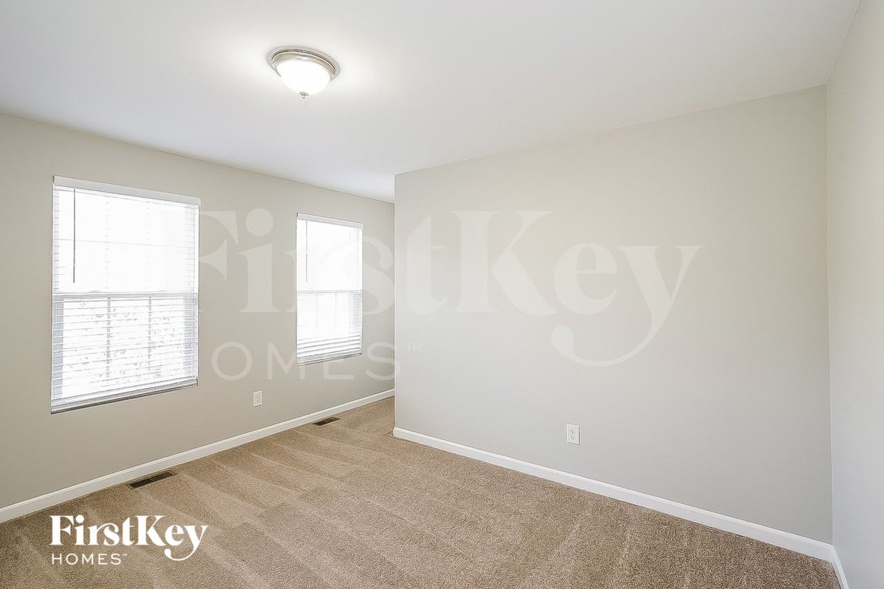 1692 Comanche Run - Photo 6 of 15