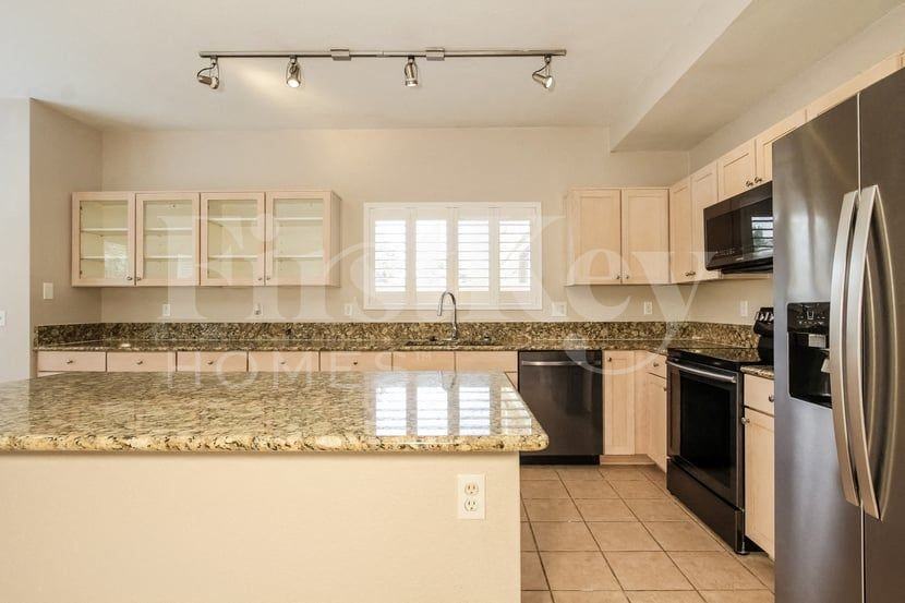 2127 S Luther - Photo 5 of 15