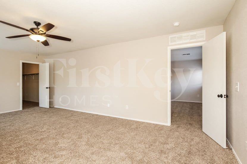 2127 S Luther - Photo 7 of 15