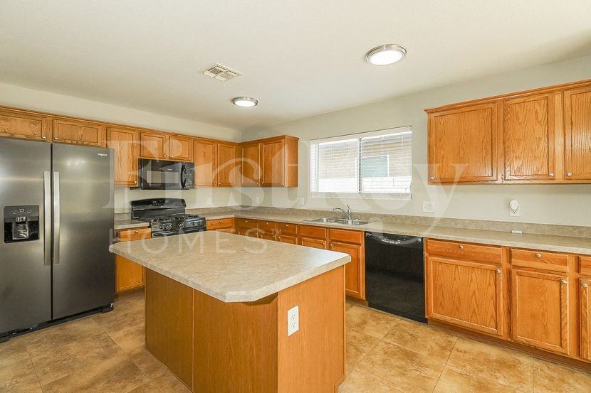 5878 E Cedarbird Dr - Photo 5 of 15