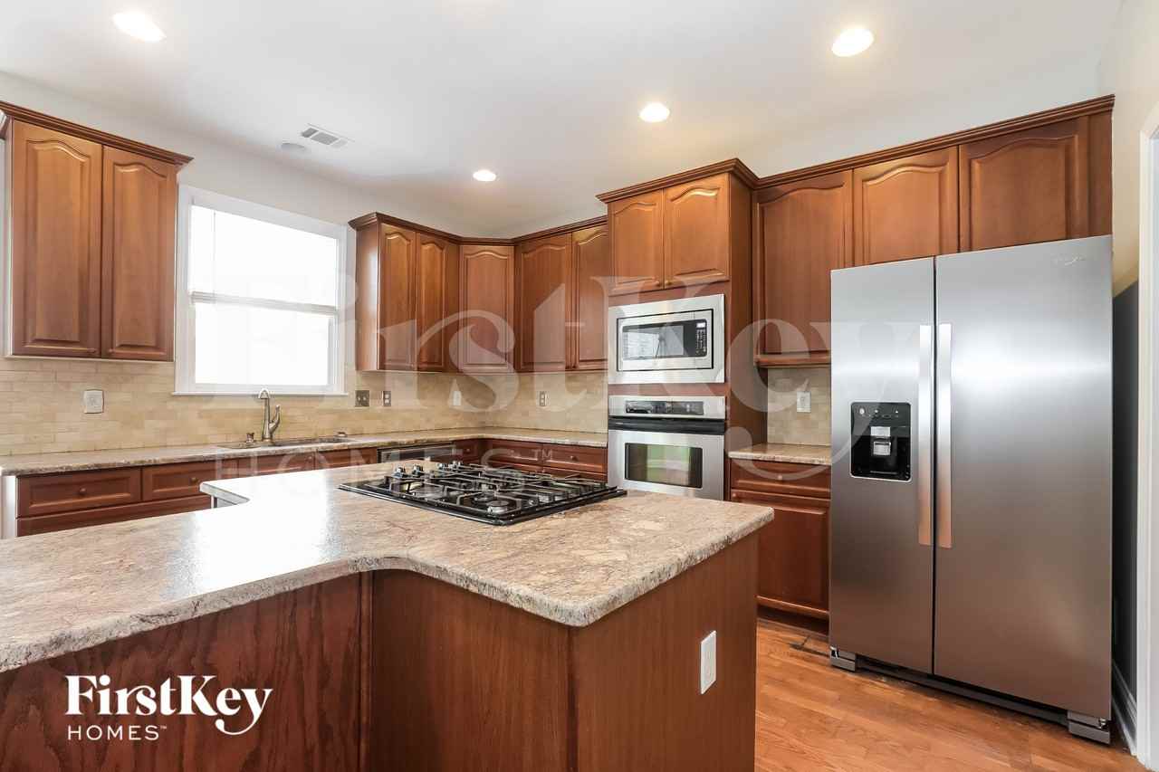 925 Havenstone Walk - Photo 5 of 15