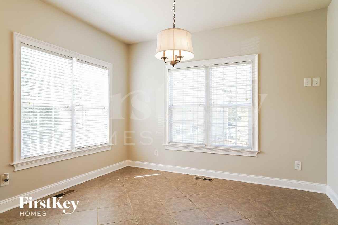 15 Falling Oak Ct - Photo 4 of 15