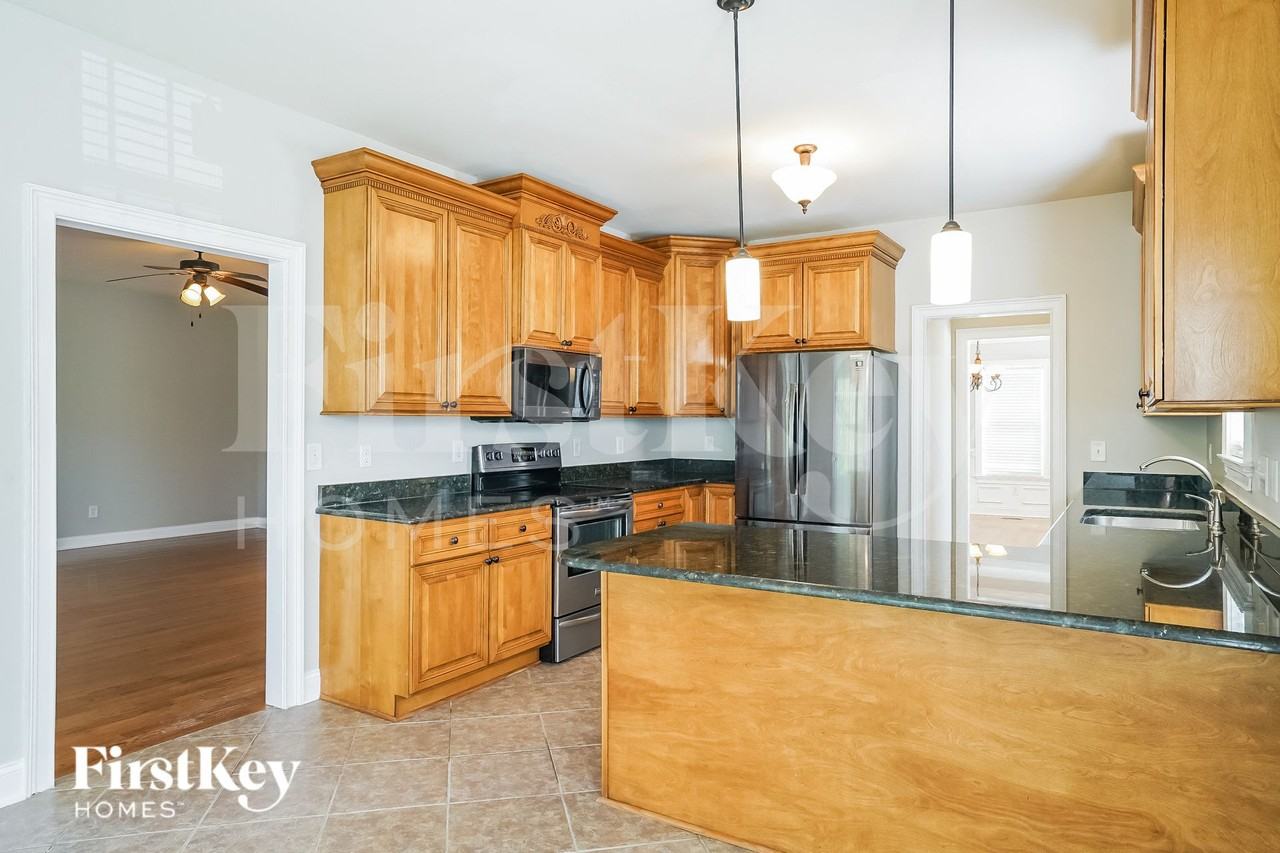 15 Falling Oak Ct - Photo 6 of 15