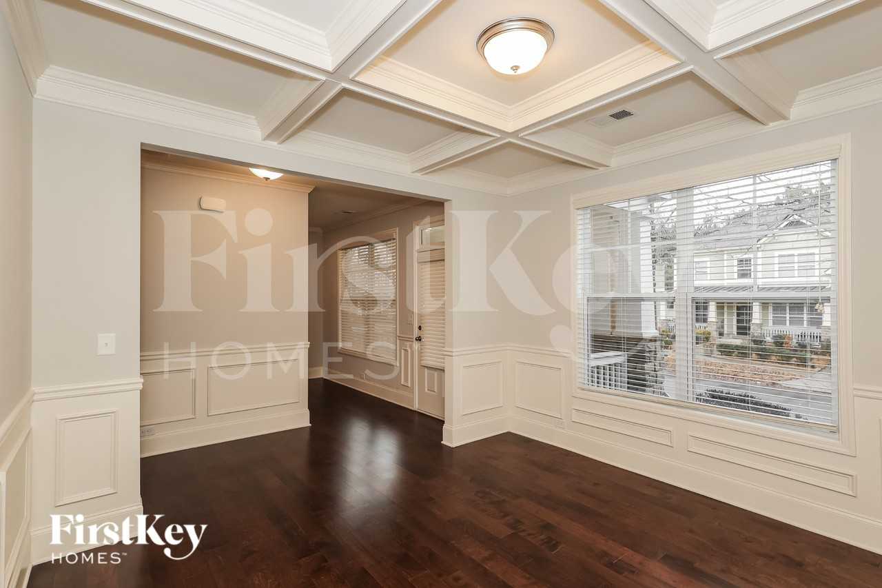 3186 Ancoats St - Photo 4 of 19