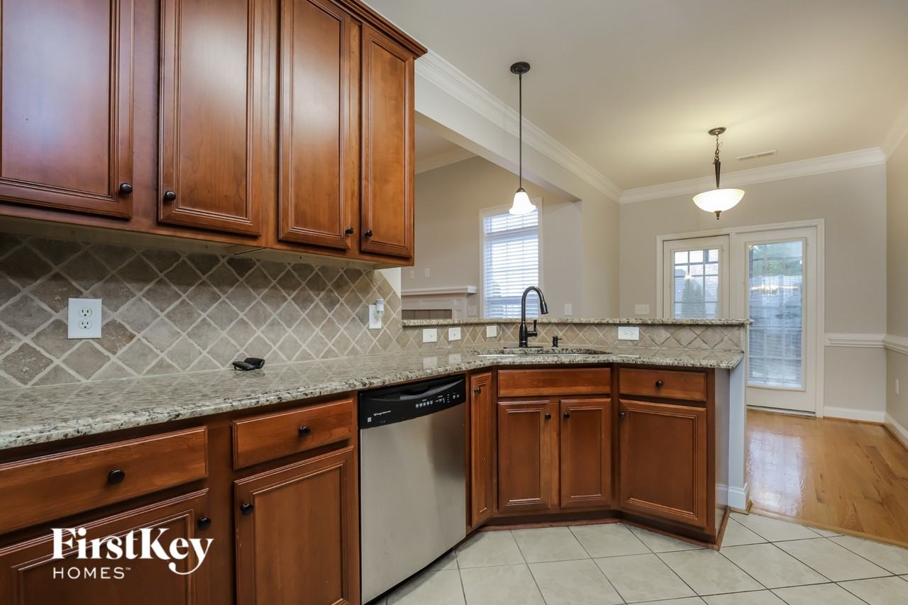 1775 Castle Peak Dr - Photo 6 of 15