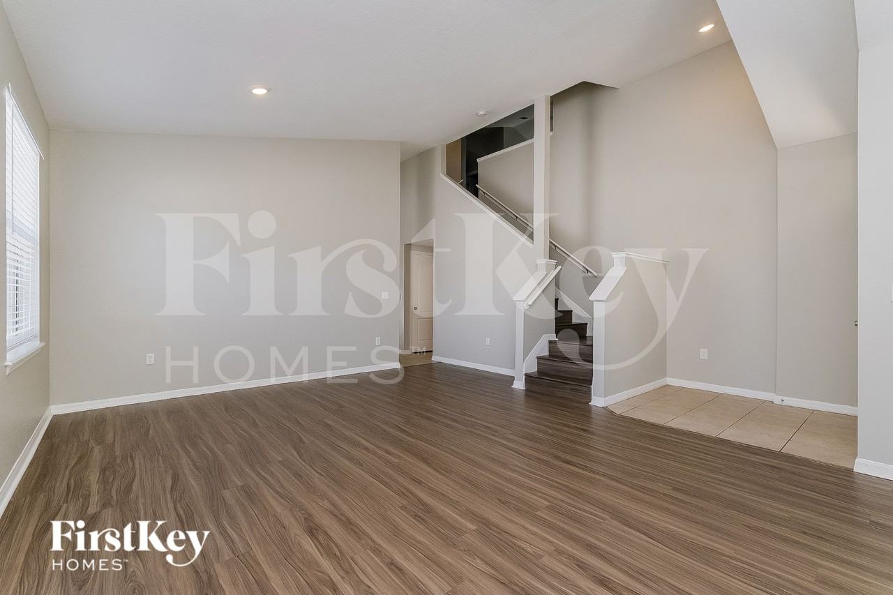 12050 Colony Lakes Blvd - Photo 3 of 15