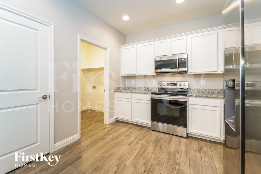 251 N Sunrise - Photo 5 of 15