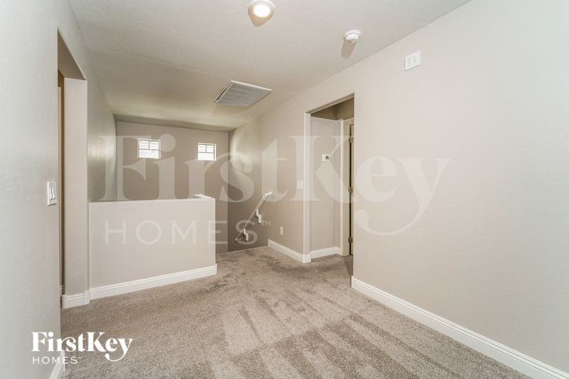 251 N Sunrise - Photo 6 of 15