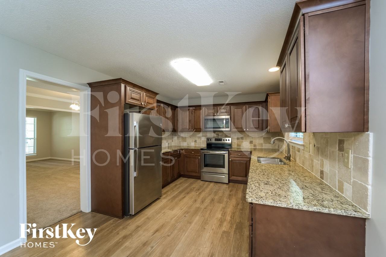 12226 Wickson Ct - Photo 7 of 15