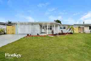 featured image of 3844 Elmwood Dr