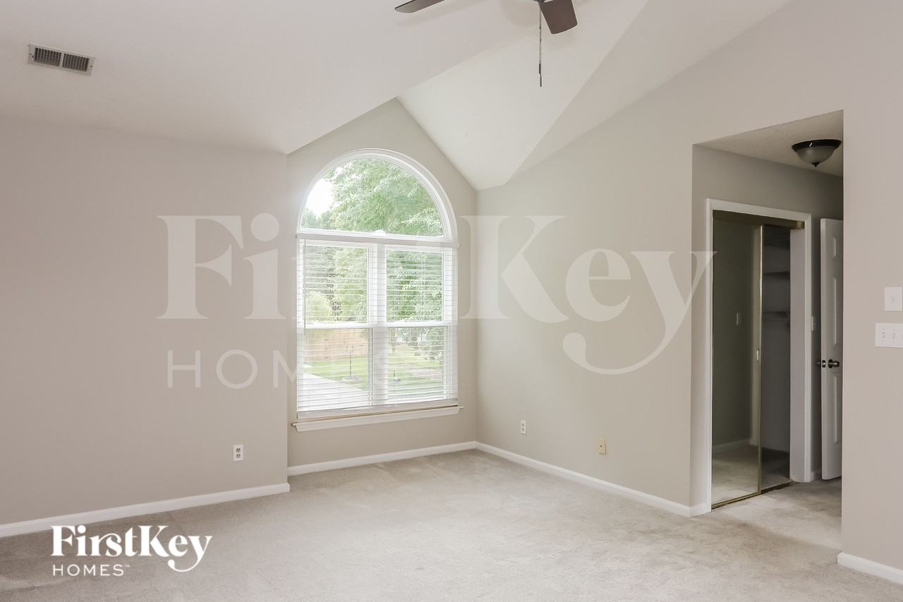 9101 Agnes Park Ln - Photo 6 of 15