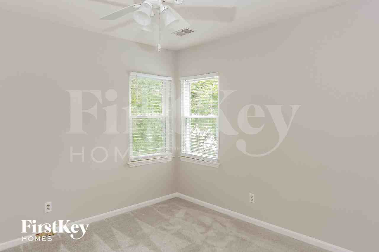 9101 Agnes Park Ln - Photo 7 of 15