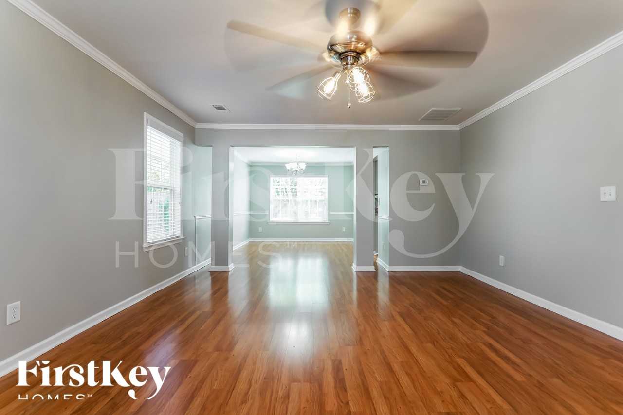 1551 Jesse Cronic Ct - Photo 3 of 15