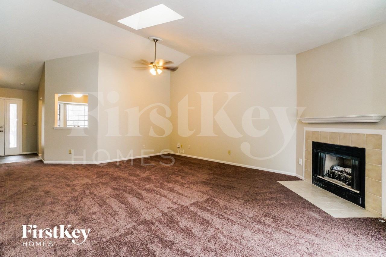 3503 Makady Ct - Photo 5 of 15