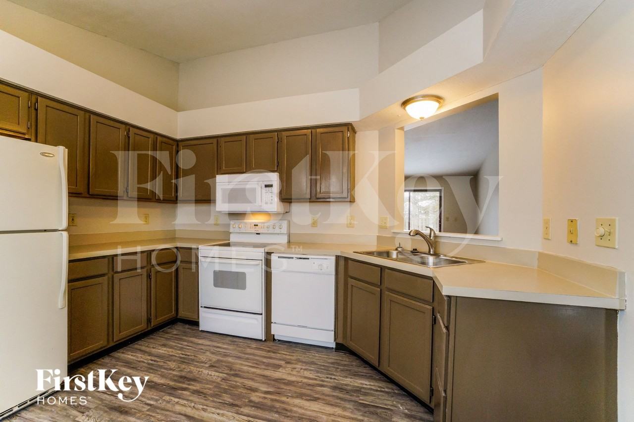 3503 Makady Ct - Photo 7 of 15