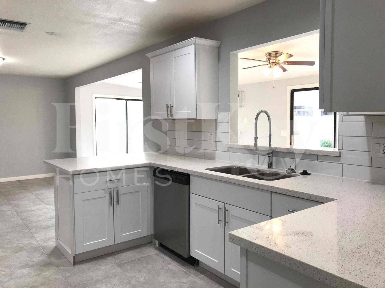 8923 W Harmont Dr - Photo 7 of 20