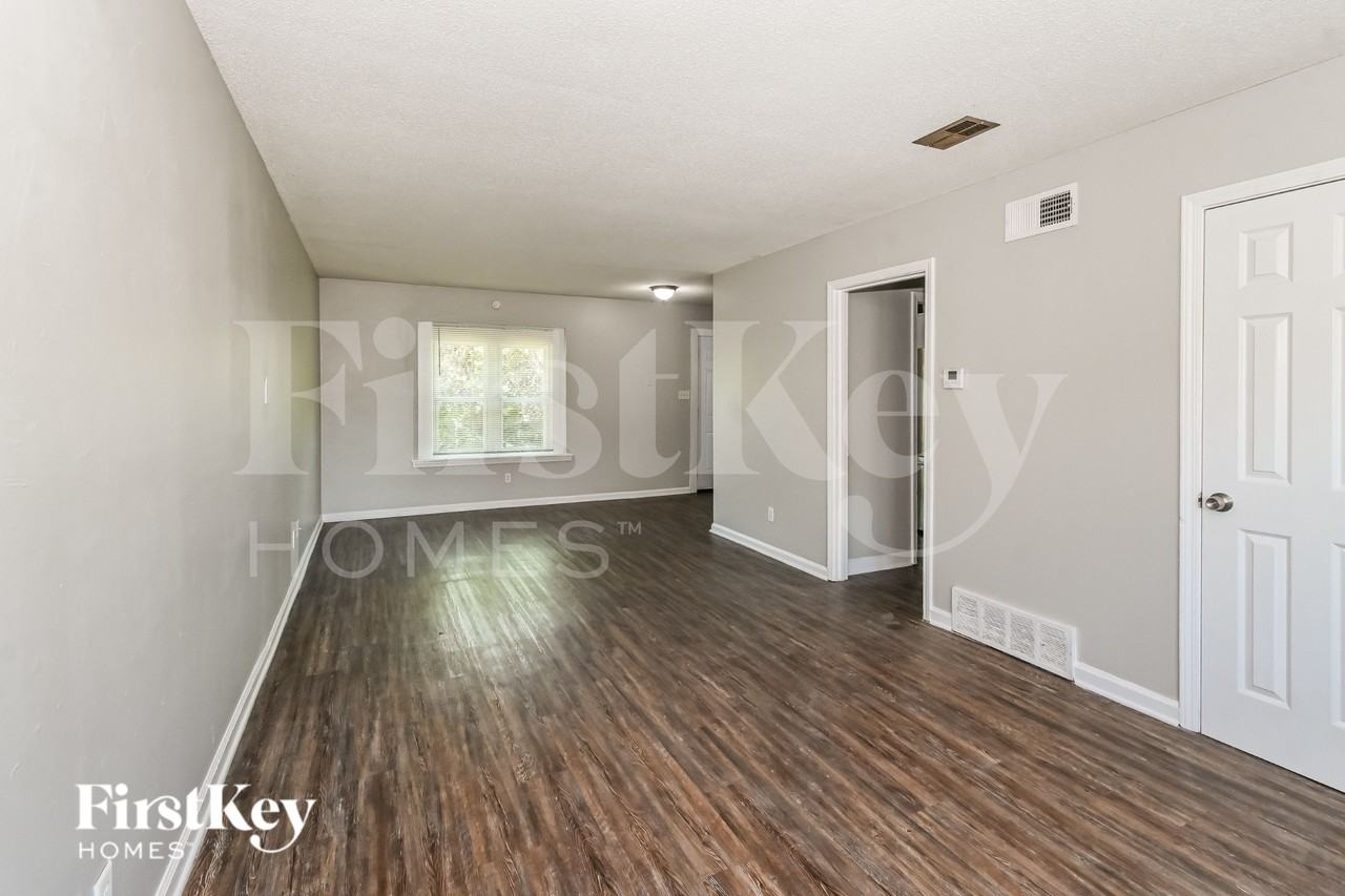 3682 Buffalo Rd - Photo 3 of 15