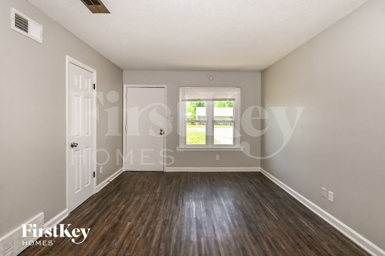 3682 Buffalo Rd - Photo 4 of 15