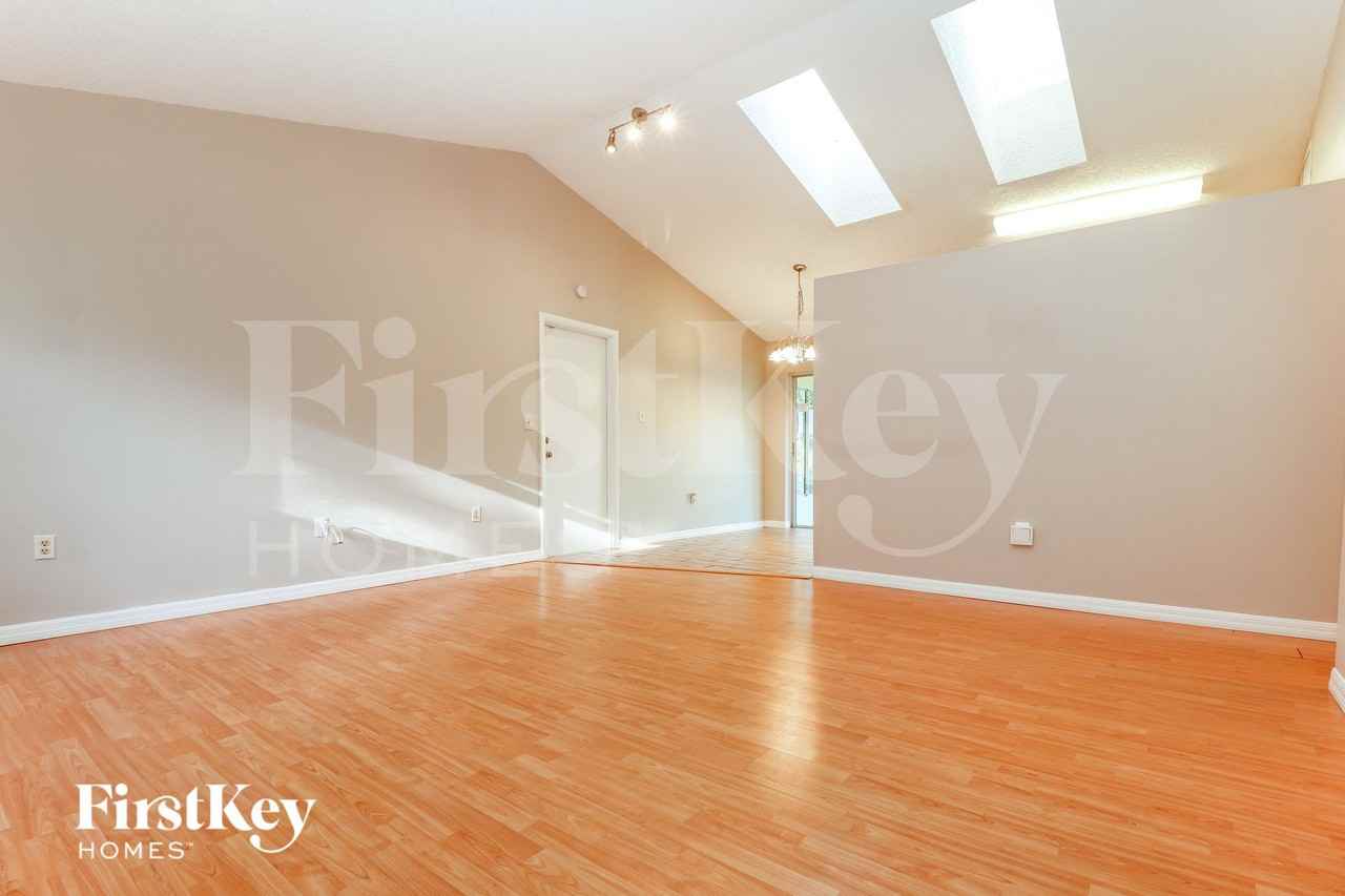 3614 Gorman Dr - Photo 4 of 15