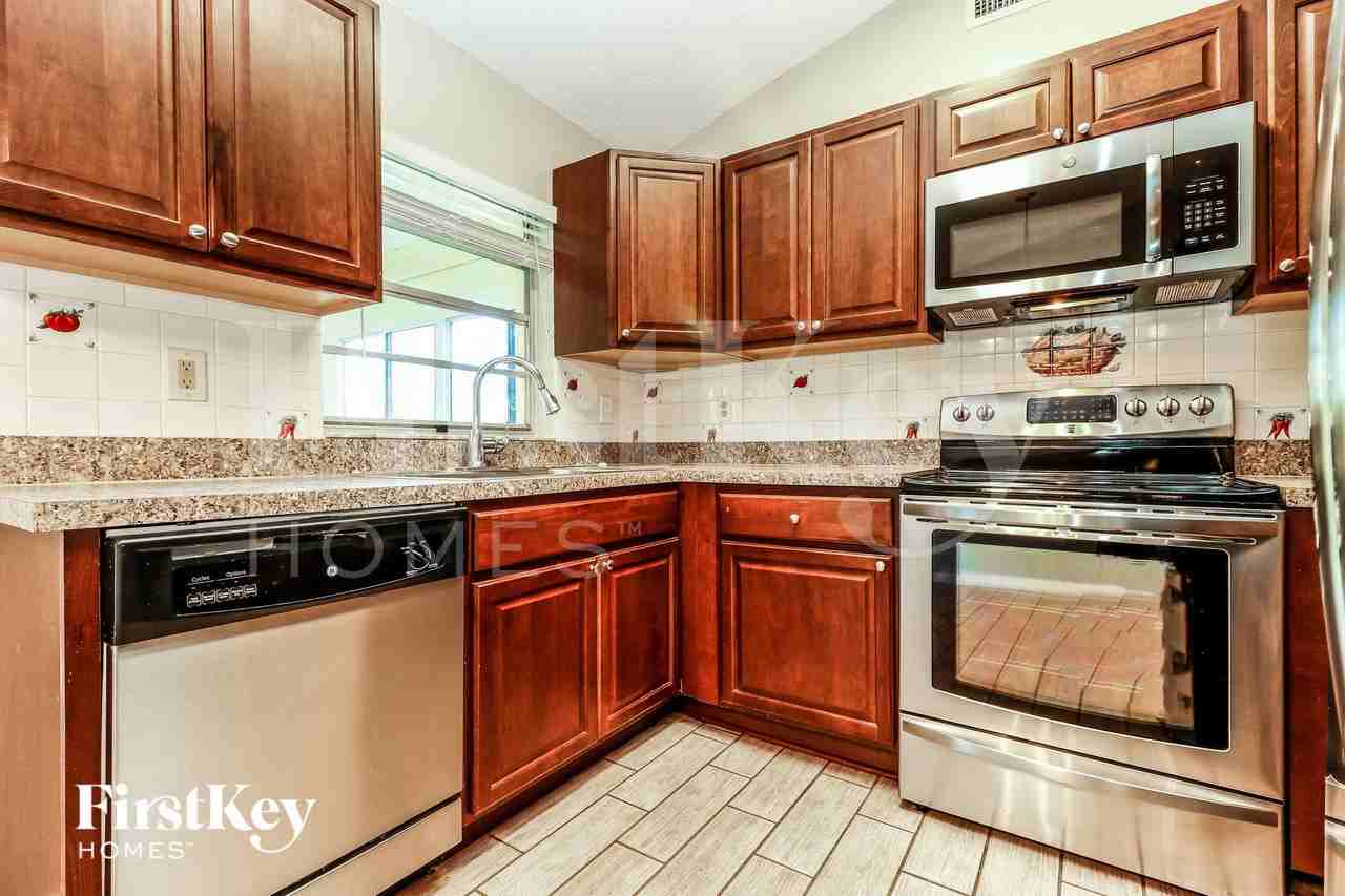 3614 Gorman Dr - Photo 6 of 15