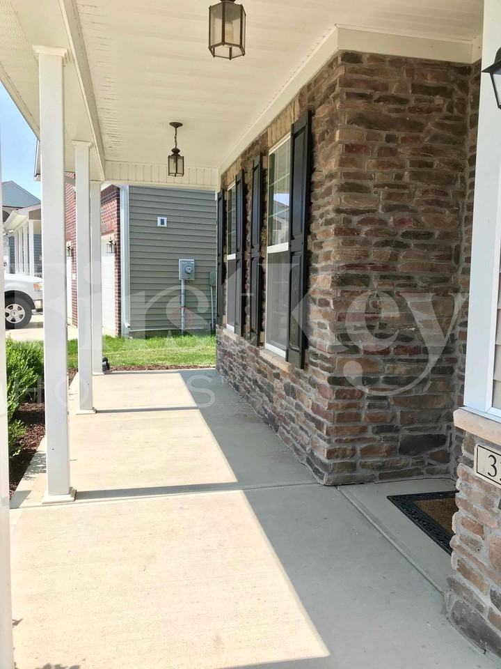 3350 Firethorn Dr - Photo 2 of 22