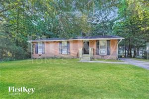 featured image of 252 N Lake Dr