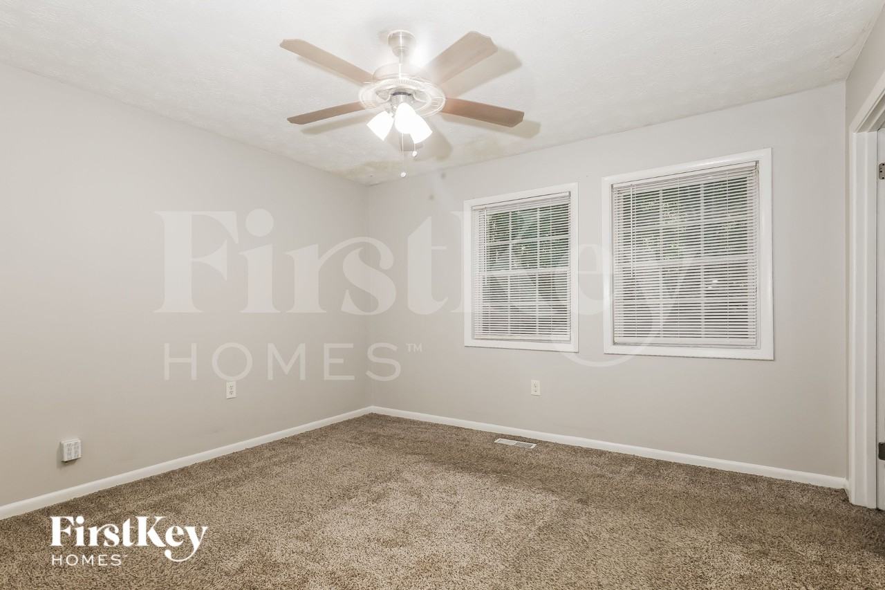 252 N Lake Dr - Photo 7 of 16