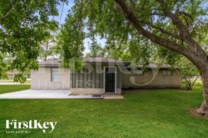 featured image of 2505 Texas Ave