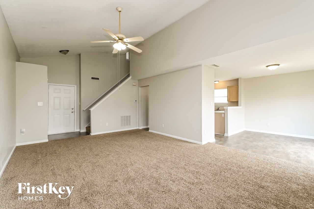 11546 Signet Ln - Photo 4 of 15